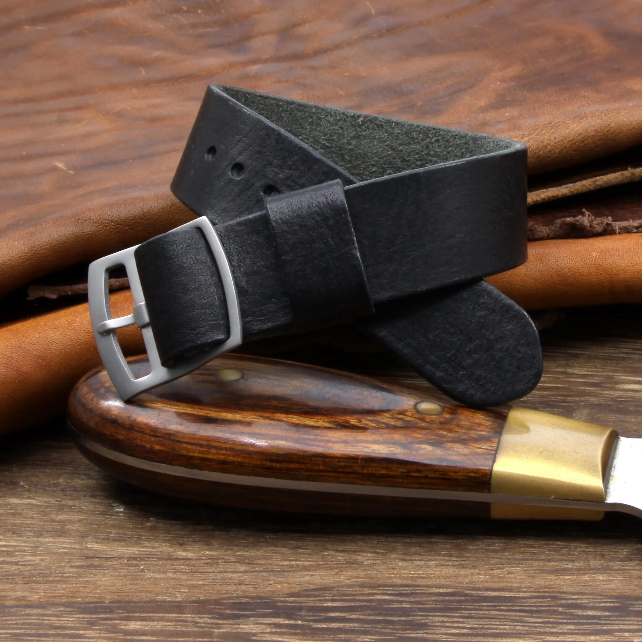 Adjustable One-Piece Leather Watch Strap, Vintage Nero