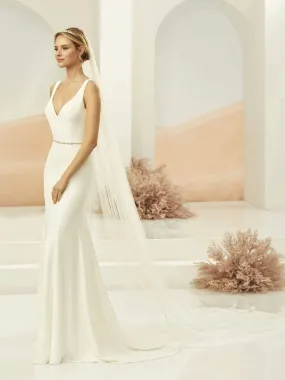 Bianco Evento Cathedral Length Single Tier Wedding Veil, Lace Train, Ivory Tulle S371