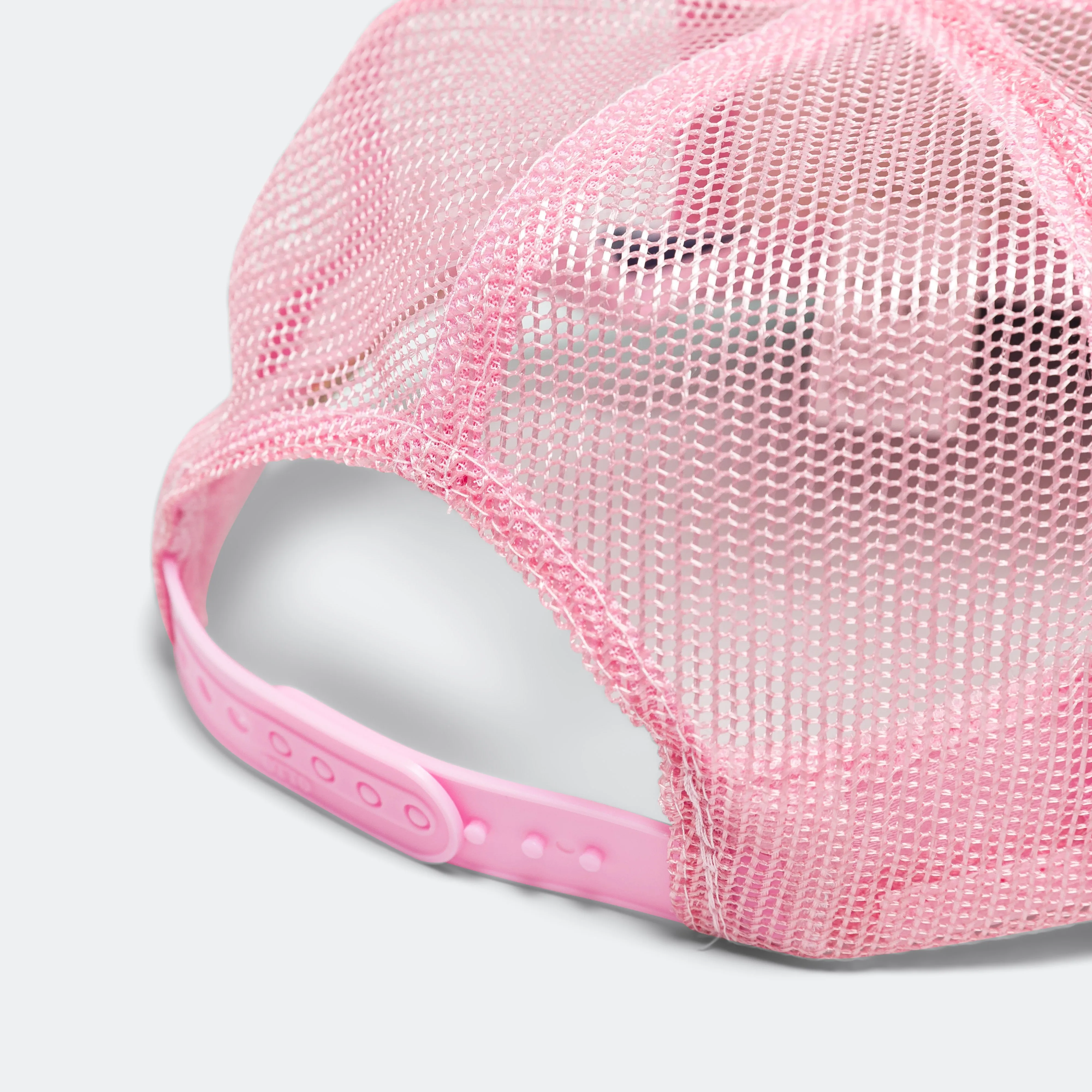 DENIM REPAIR SERVICE Denim Re-Construct Trucker Cap - Pink