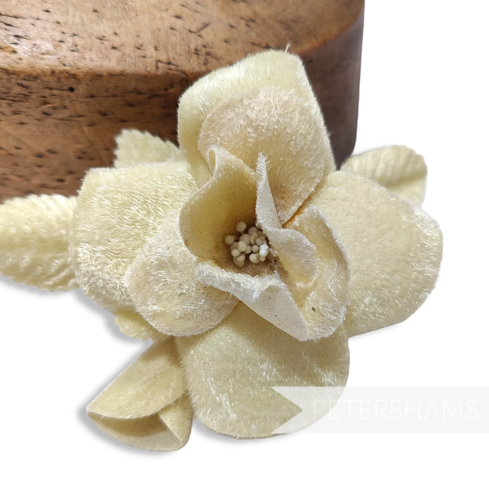 'Hana' 8cm Velvet Camellia Flower and Leaves Mount