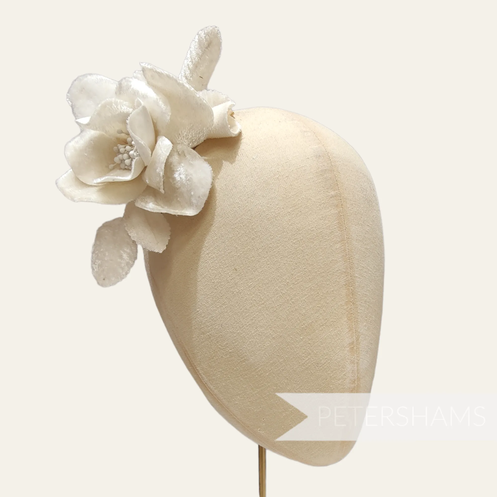 'Hana' 8cm Velvet Camellia Flower and Leaves Mount