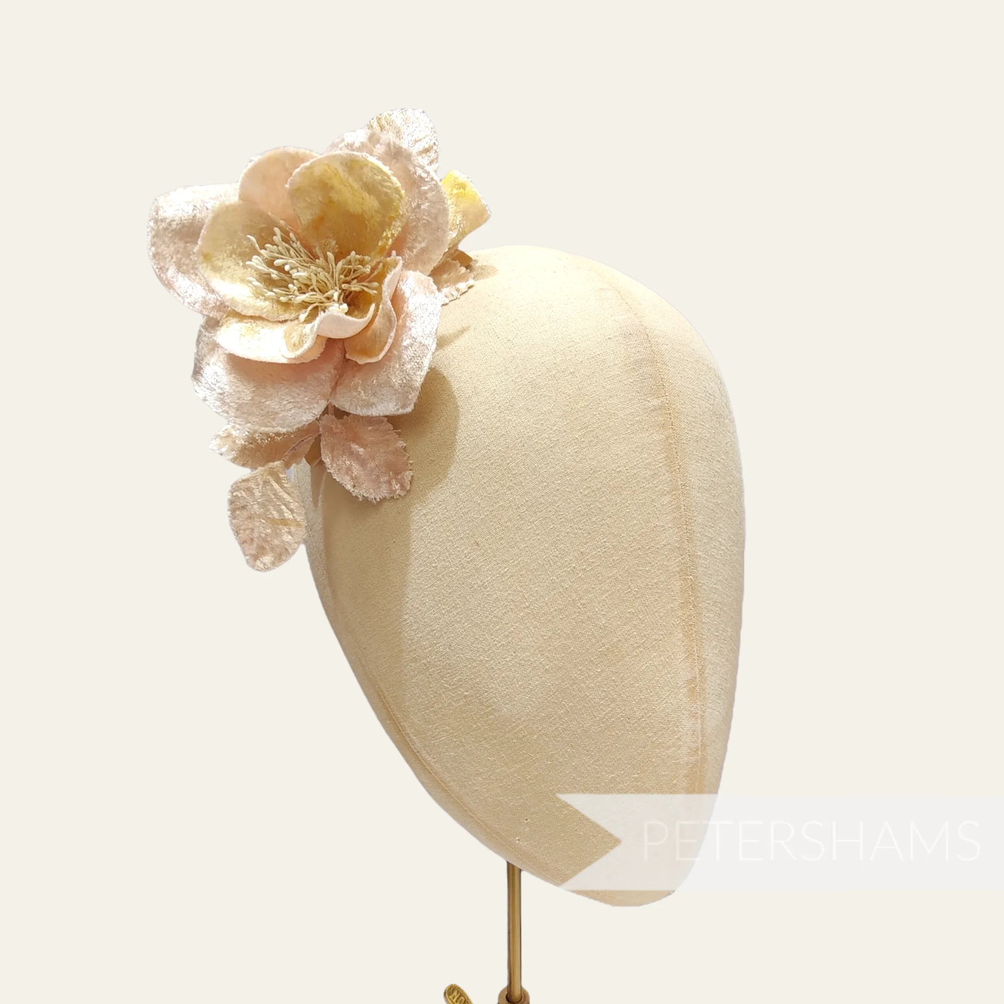 'Hana' 8cm Velvet Camellia Flower and Leaves Mount