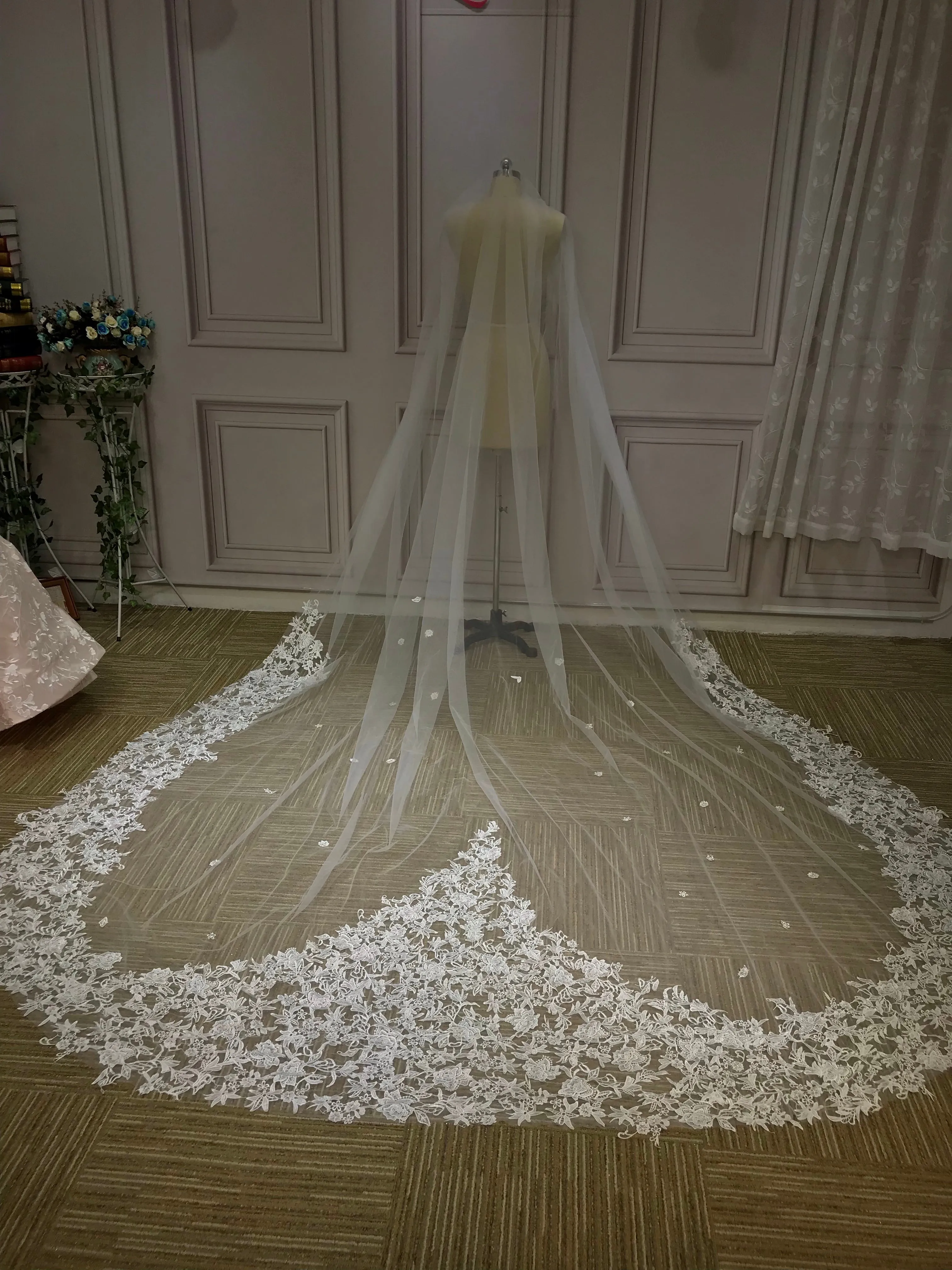 Heart shaped lace appliqués cathedral length veil at 3 meters 5 meters 7 meters 10 meters