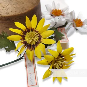 'Jada' Vintage 1960/70s Czech Silk Daisy Flower Wired Mount