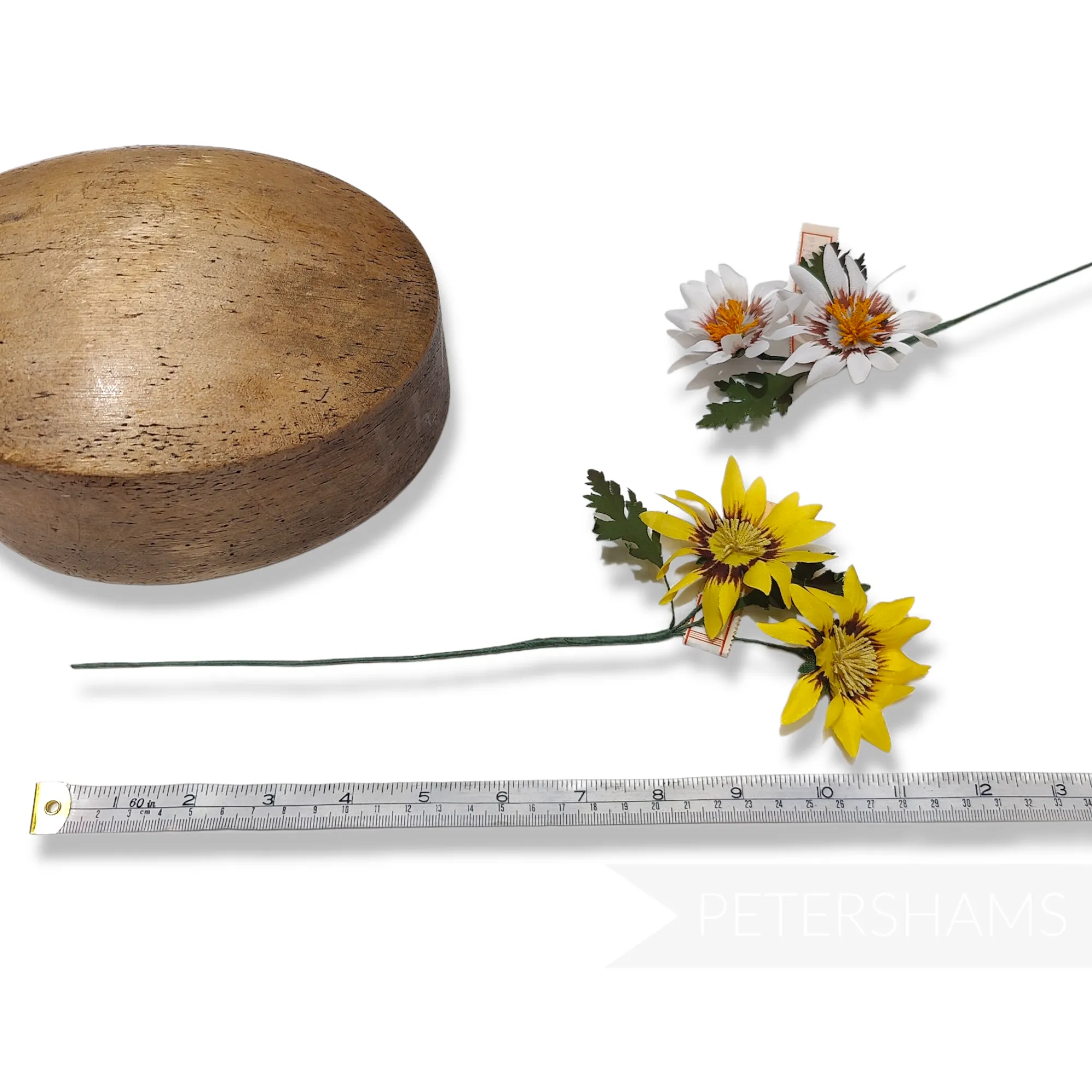 'Jada' Vintage 1960/70s Czech Silk Daisy Flower Wired Mount