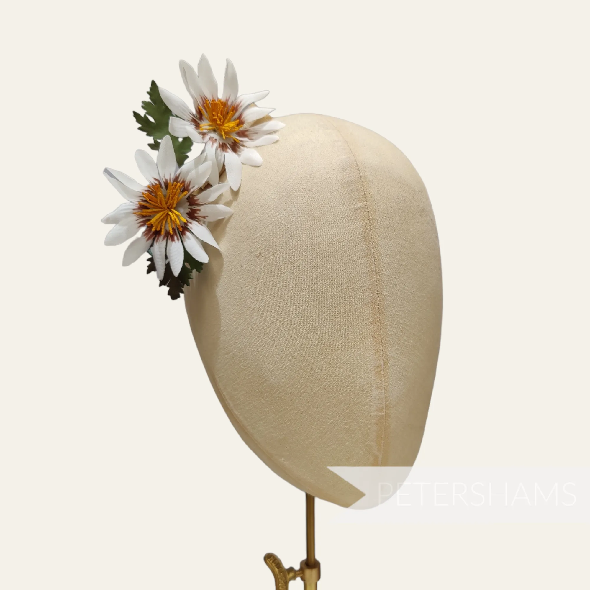 'Jada' Vintage 1960/70s Czech Silk Daisy Flower Wired Mount