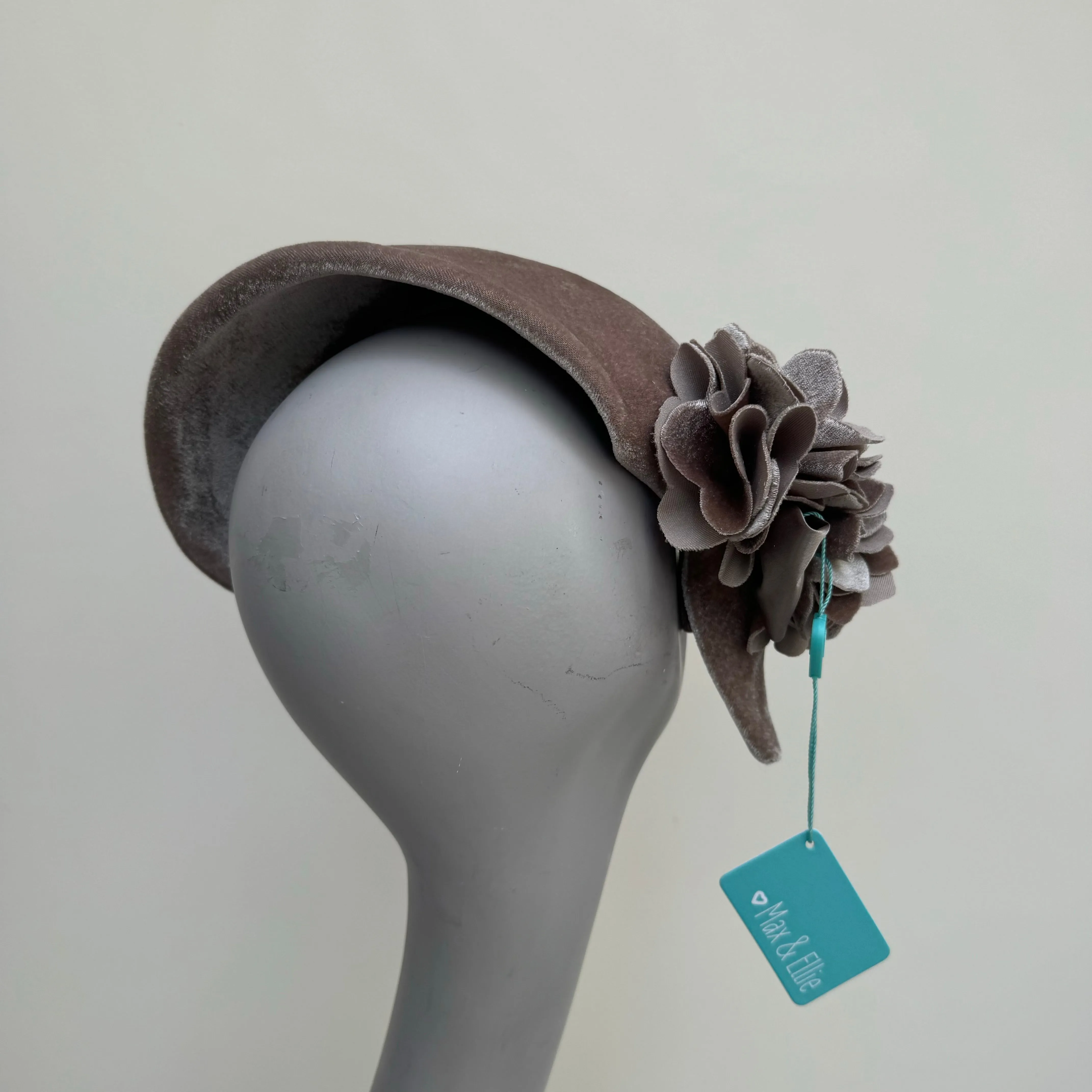 Max and Ellie ZF5 Champagne Velvet Headband Fascinator