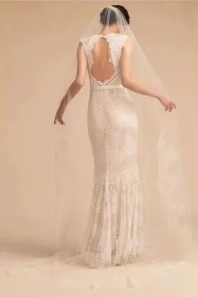 One Layer Tulle Bridal Veils with Lace Applique Edge Ivory Wedding Veils with Comb V035