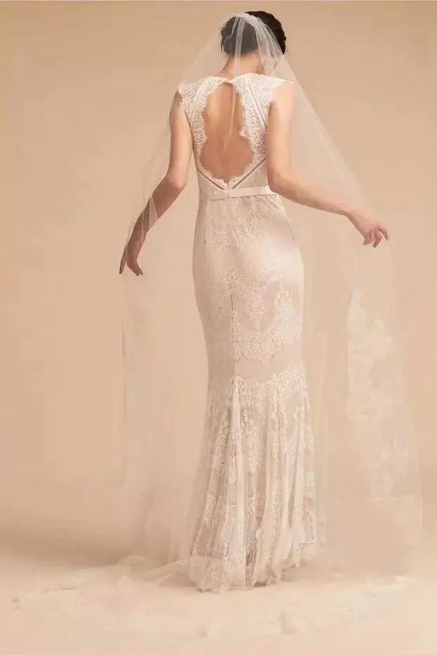 One Layer Tulle Bridal Veils with Lace Applique Edge Ivory Wedding Veils with Comb V035