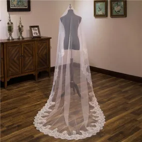 One-Tier Wedding Veil UK Tulle Lace Edge Chapel Veils Appliques TS91043