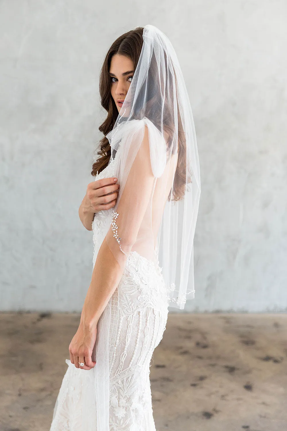 THEIA 36" VEIL - CRYSTAL EDGING