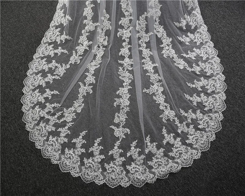 Two-Tier Wedding Veil UK Tulle Lace Edge Cathedral Veils Appliques TS91030