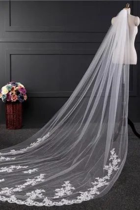 Vintage Long Wedding Veil with Flower Appliques